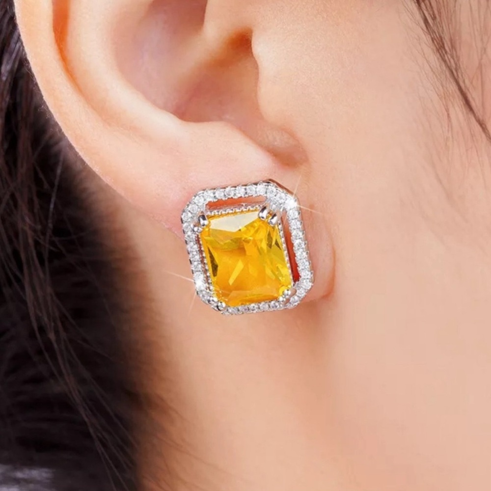 NEW Citrine Cubic Zirconia Silver Stud Earrings - Picture 2 of 5